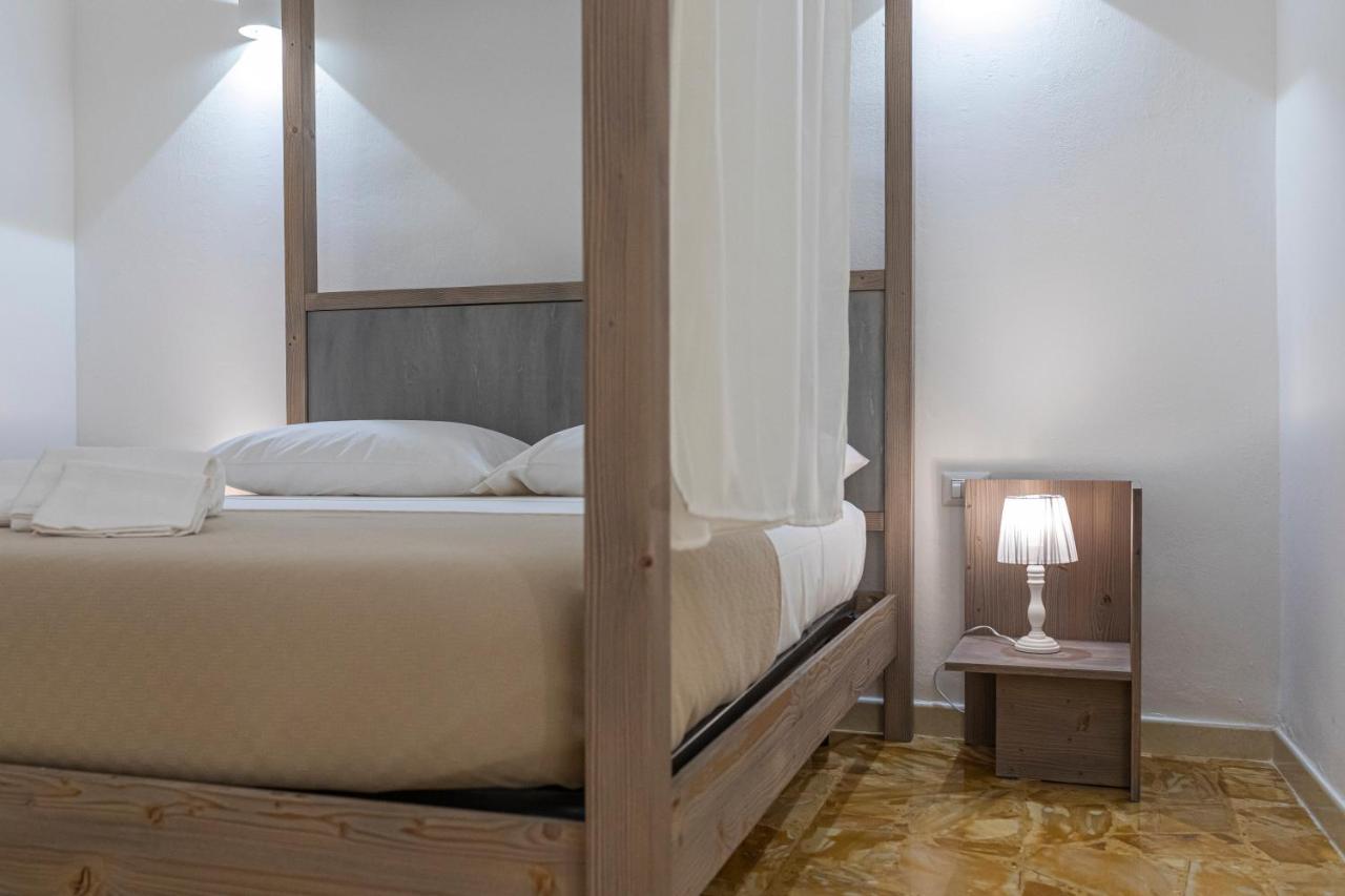 Corte Rovito Rooms & Suites Ugento Εξωτερικό φωτογραφία