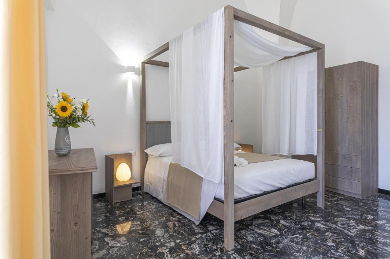 Corte Rovito Rooms & Suites Ugento Εξωτερικό φωτογραφία