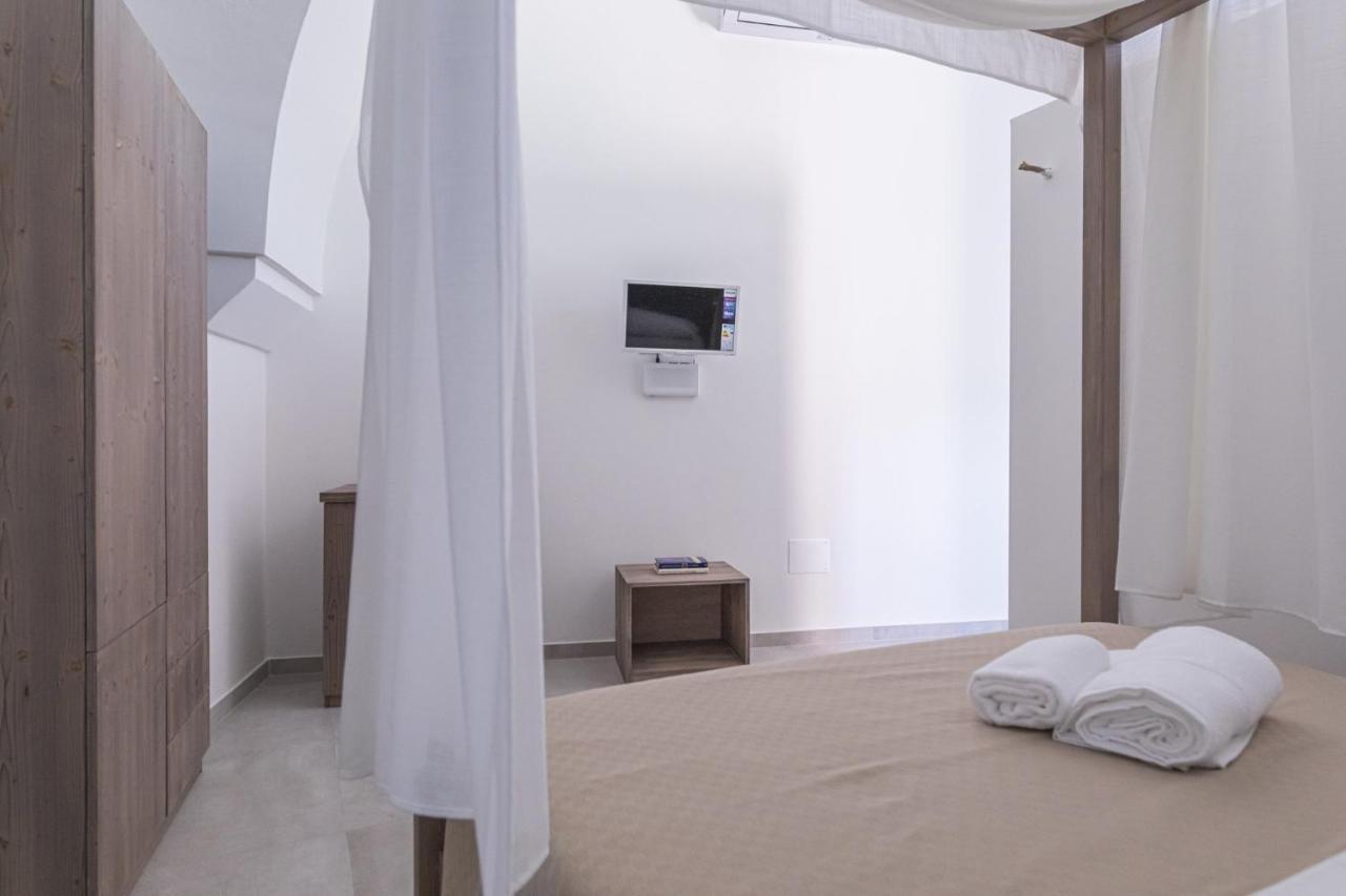 Corte Rovito Rooms & Suites Ugento Εξωτερικό φωτογραφία